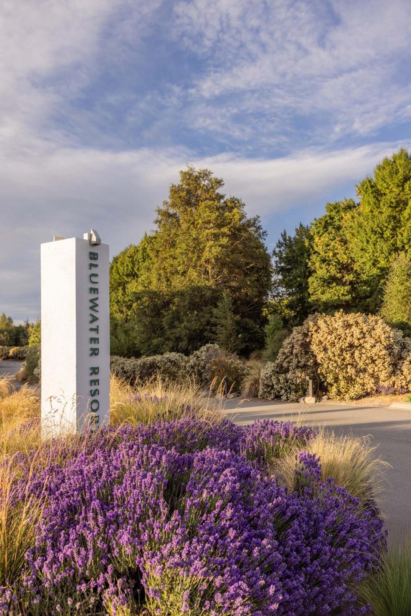 Peppers Bluewater Resort Lake Tekapo Exterior foto